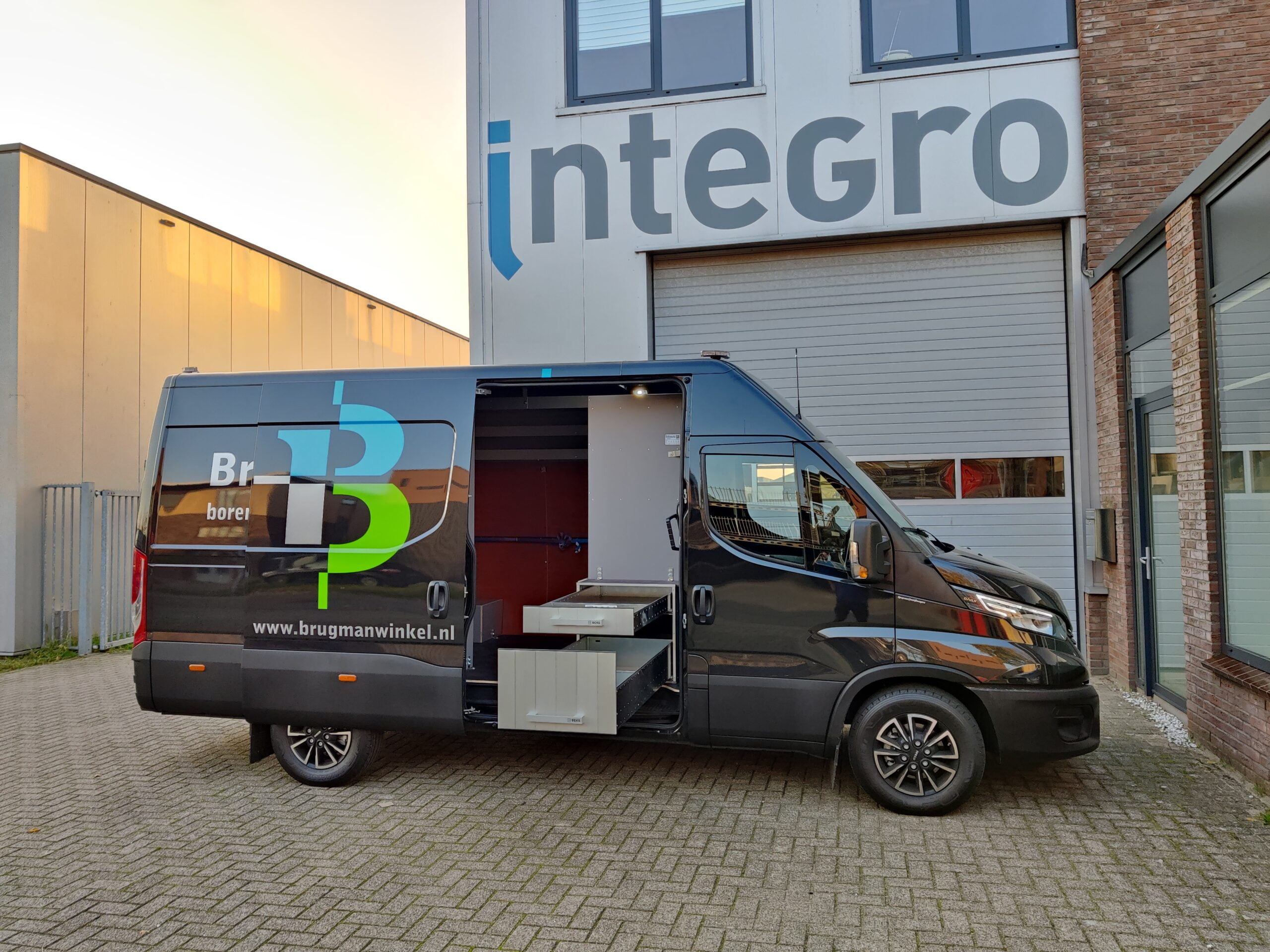 5801367571 | | Spiegel links passend für IVECO Daily IV V - LKW Ersatzteile beim Experten bestellen | , 126,28