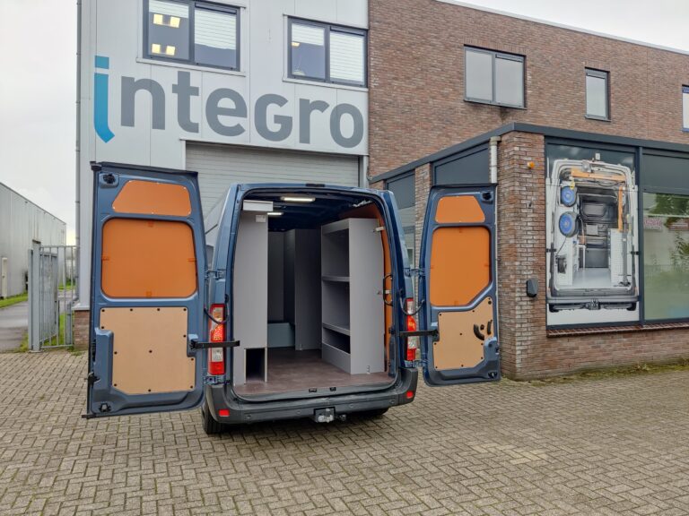 Nissan Interstar met Pro-wood multiplex kastensysteem