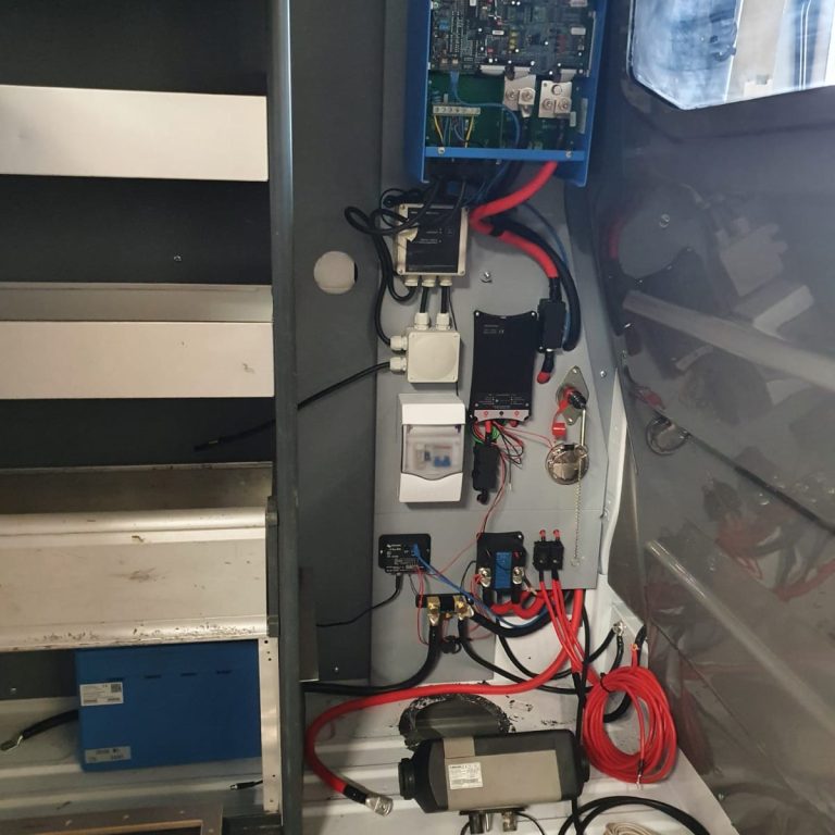 Integro_vacature_monteur_elektronica_02