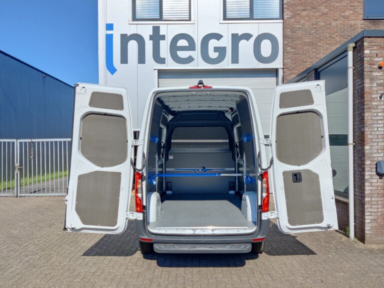 Laadruimte betimmering Van Sambeek Truckservice Texel